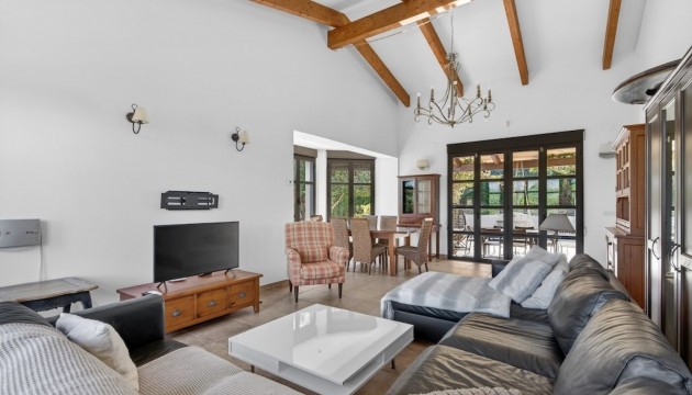 Videresalg - Detached Villa - Jávea