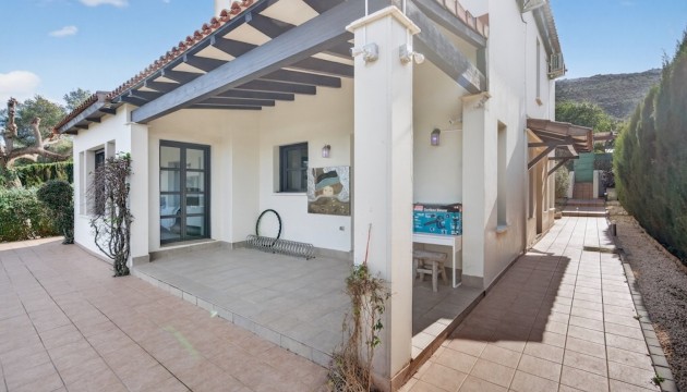 Videresalg - Detached Villa - Jávea