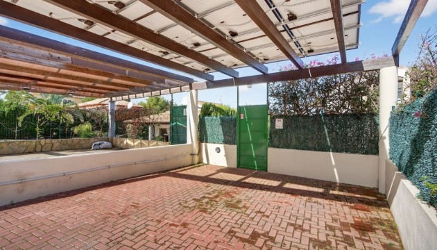 Videresalg - Detached Villa - Jávea