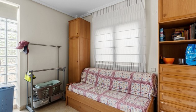 Reventa - Chalet Independiente - Alicante