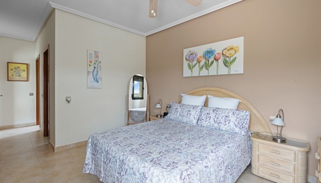 Reventa - Chalet Independiente - Alicante