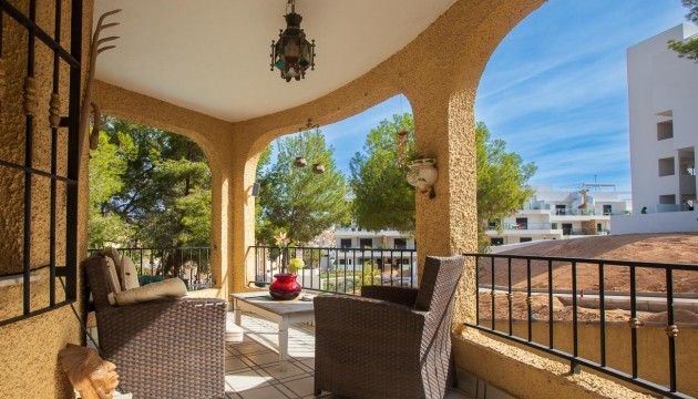 Videresalg - Detached Villa - Orihuela Costa - Villamartín