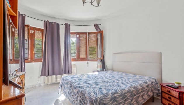Videresalg - Detached Villa - Orihuela Costa - Villamartín