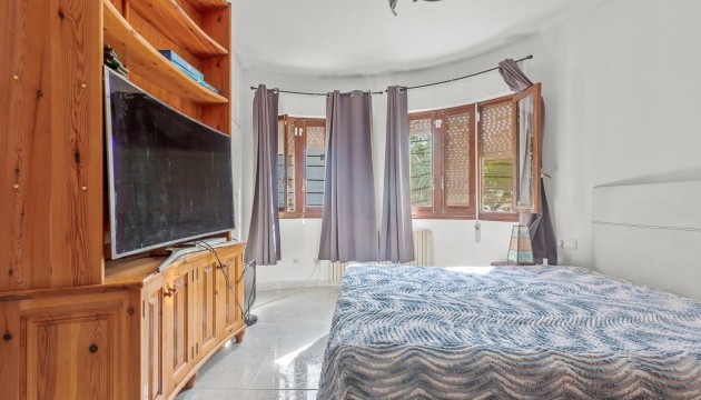 Videresalg - Detached Villa - Orihuela Costa - Villamartín