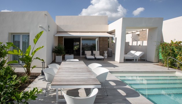 Resale - Detached Villa - Algorfa