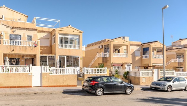Videresalg - Bajo - Orihuela Costa - Calle Abdelacies 129