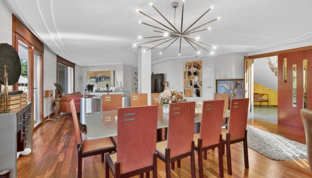 Resale - Detached Villa - Elche