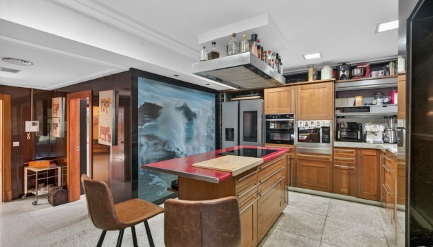 Resale - Detached Villa - Elche