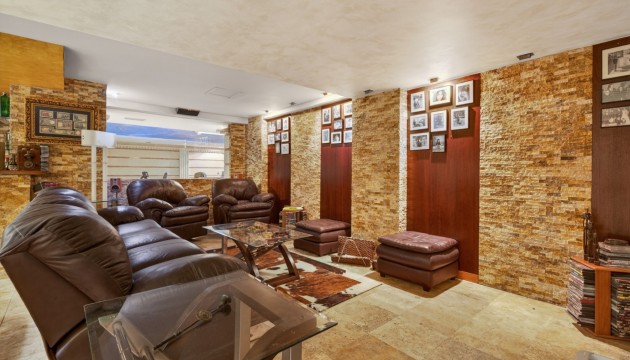 Resale - Detached Villa - Elche
