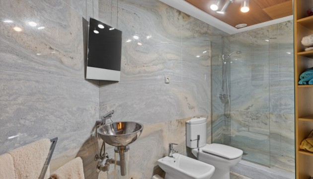 Resale - Detached Villa - Elche