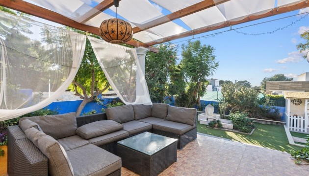 Videresalg - Detached Villa - Santa Pola - Calle dEncarnita Alonso 12
