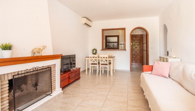Resale - Bungalow - Torrevieja - Nueva Torrevieja - Aguas Nuevas
