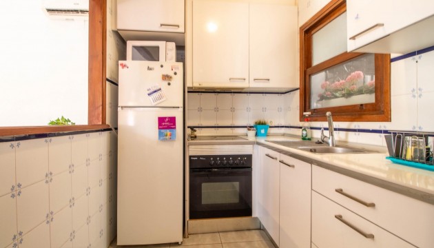 Resale - Bungalow - Torrevieja - Nueva Torrevieja - Aguas Nuevas
