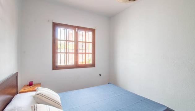 Resale - Bungalow - Torrevieja - Nueva Torrevieja - Aguas Nuevas