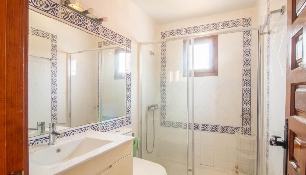 Resale - Bungalow - Torrevieja - Nueva Torrevieja - Aguas Nuevas