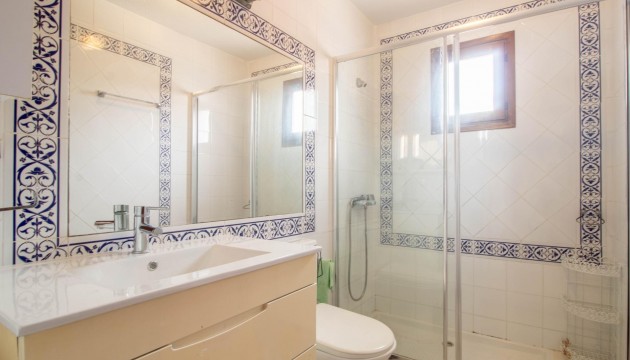 Resale - Bungalow - Torrevieja - Nueva Torrevieja - Aguas Nuevas