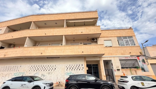 Перепродажа - Квартира - Los Montesinos