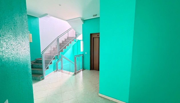 Перепродажа - Квартира - Los Montesinos
