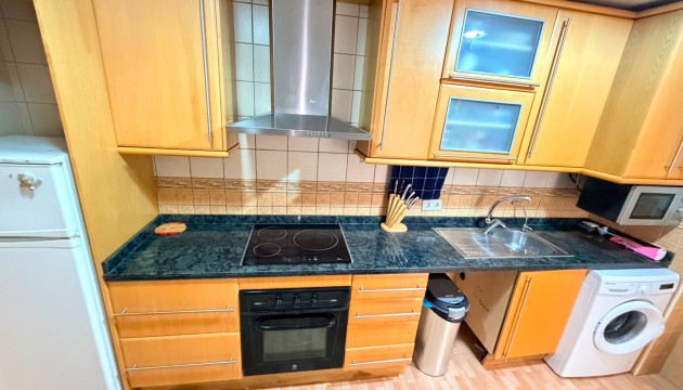 Перепродажа - Квартира - Los Montesinos