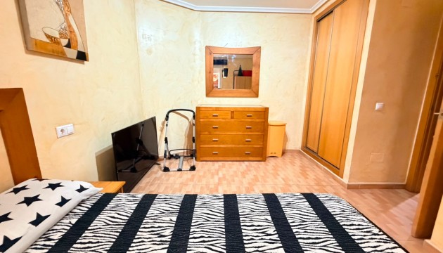 Перепродажа - Квартира - Los Montesinos