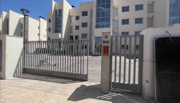 Resale - Apartment - Orihuela Costa