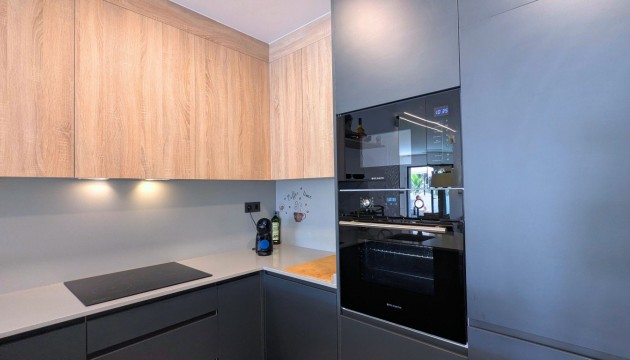 Wiederverkauf - Apartment - Lo Crispin