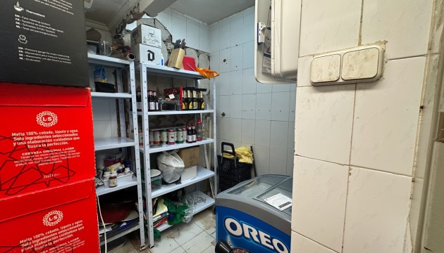 Resale - Commercial - Torrevieja - Playa del Cura