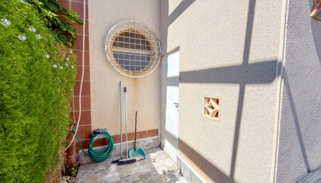 Resale - Apartment - Torrevieja - Punta Prima