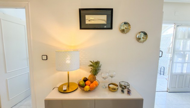 Resale - Apartment - Torrevieja - Punta Prima