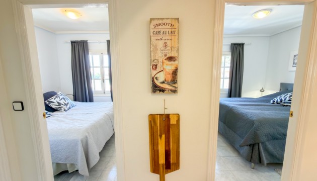 Resale - Apartment - Torrevieja - Punta Prima