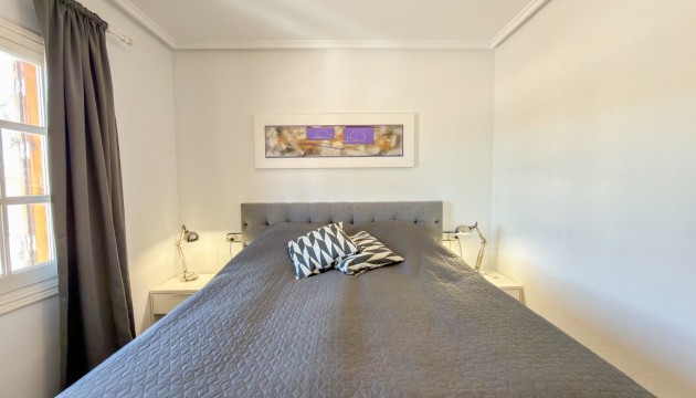 Resale - Apartment - Torrevieja - Punta Prima