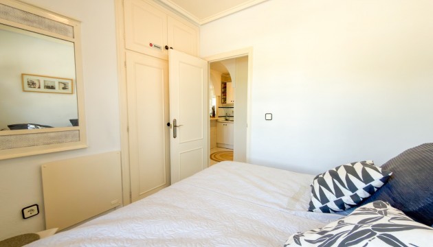 Resale - Apartment - Torrevieja - Punta Prima