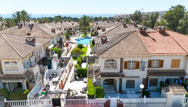 Resale - Apartment - Torrevieja - Punta Prima