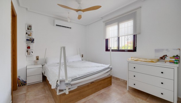 Reventa - Chalet Independiente - La Marina