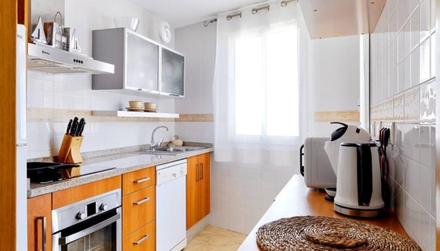 Resale - Apartment - Orihuela Costa - Campoamor