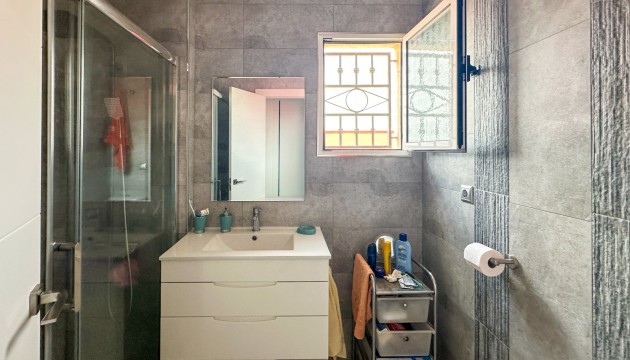 Resale - Bungalow - Orihuela Costa - Punta Prima