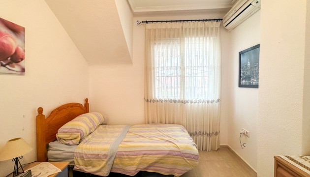 Resale - Bungalow - Orihuela Costa - Punta Prima