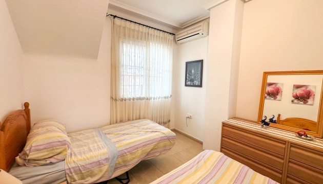 Resale - Bungalow - Orihuela Costa - Punta Prima