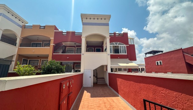 Resale - Bungalow - Orihuela Costa - Punta Prima
