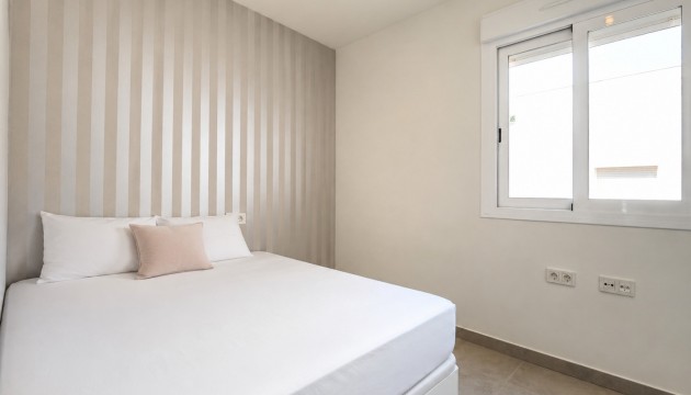 Resale - Apartment - Torrevieja - Nueva Torrevieja - Aguas Nuevas
