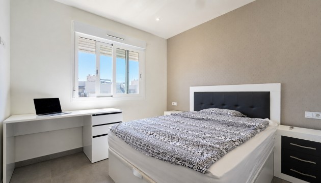 Resale - Apartment - Torrevieja - Nueva Torrevieja - Aguas Nuevas