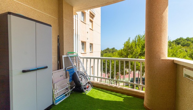 Resale - Apartment - Orihuela Costa - Campoamor