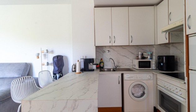 Resale - Apartment - Orihuela Costa - Campoamor