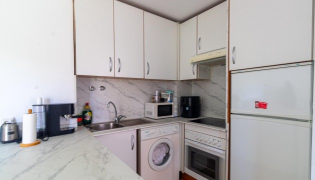 Resale - Apartment - Orihuela Costa - Campoamor
