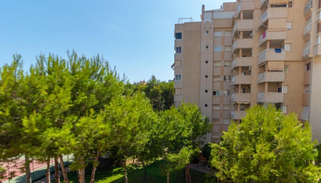 Resale - Apartment - Orihuela Costa - Campoamor