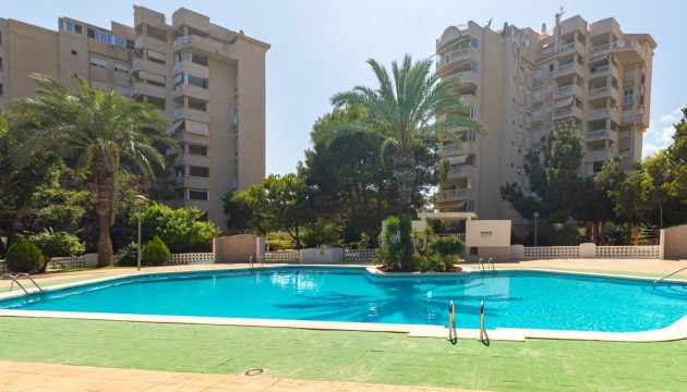 Resale - Apartment - Orihuela Costa - Campoamor