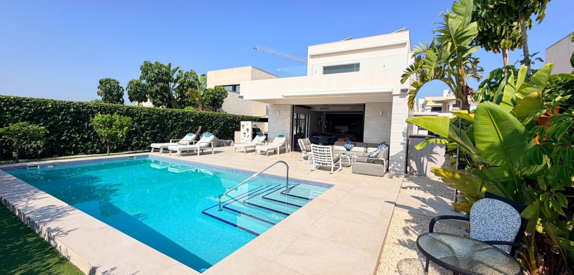 House in Los Montesinos - Image 4