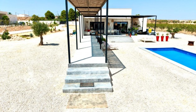 Reventa - Chalet Independiente - Pinoso