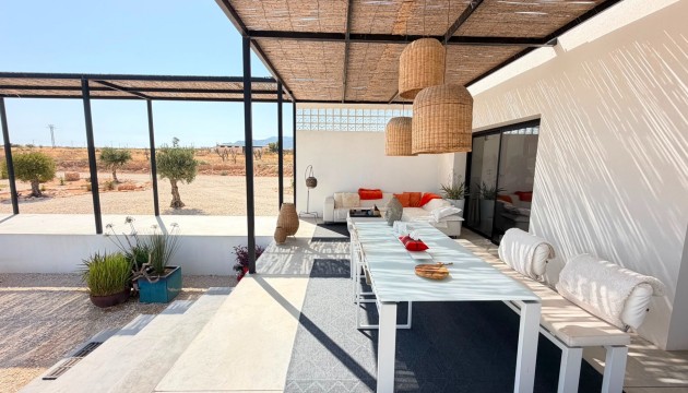 Reventa - Chalet Independiente - Pinoso