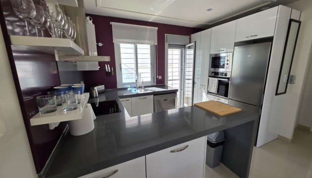 Resale - Bungalow - Rojales